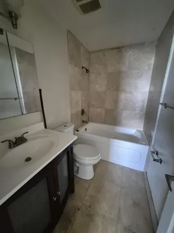 10039 Winding Lake Road Sunrise FL 33351