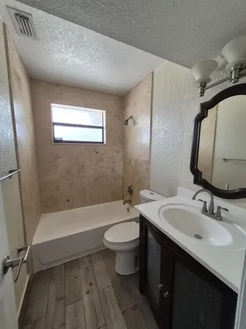 10039 Winding Lake Road Sunrise FL 33351