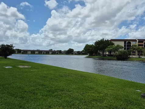 10039 Winding Lake Road Sunrise FL 33351
