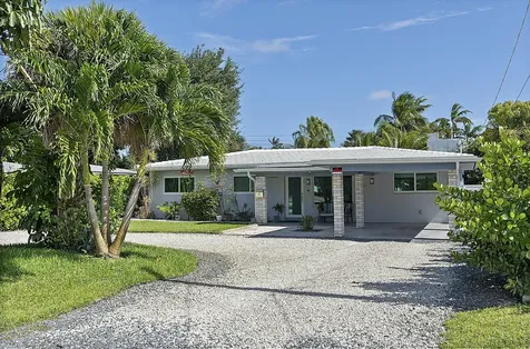 1580 NE 34th Street Oakland Park FL 33334