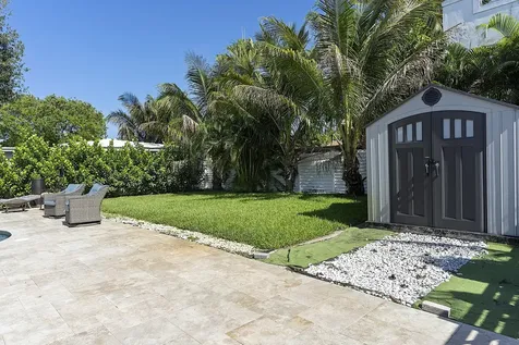 1580 NE 34th Street Oakland Park FL 33334