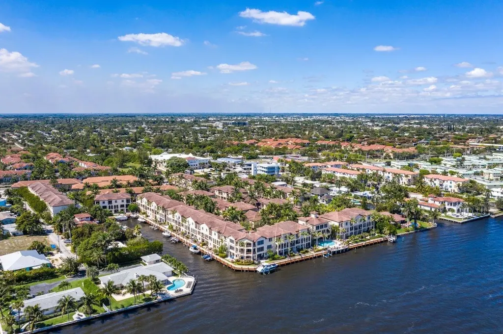 3018 Waterside Circle Boynton Beach FL 33435