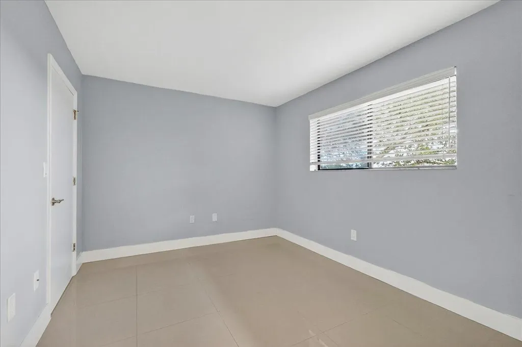 7451 NW 16th Street Plantation FL 33313