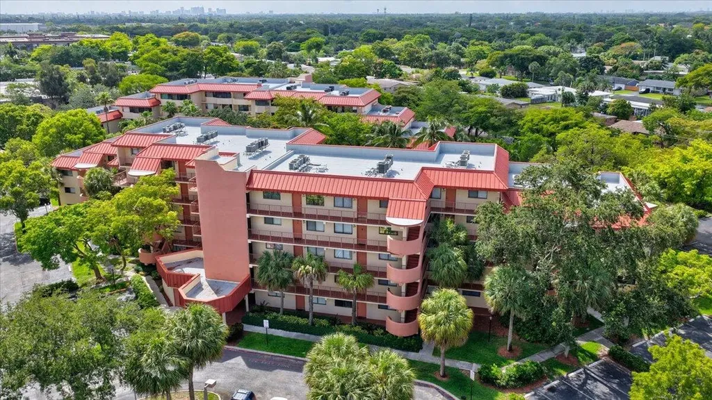 7451 NW 16th Street Plantation FL 33313