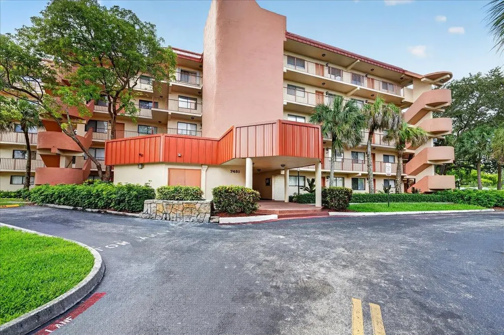 7451 NW 16th Street Plantation FL 33313