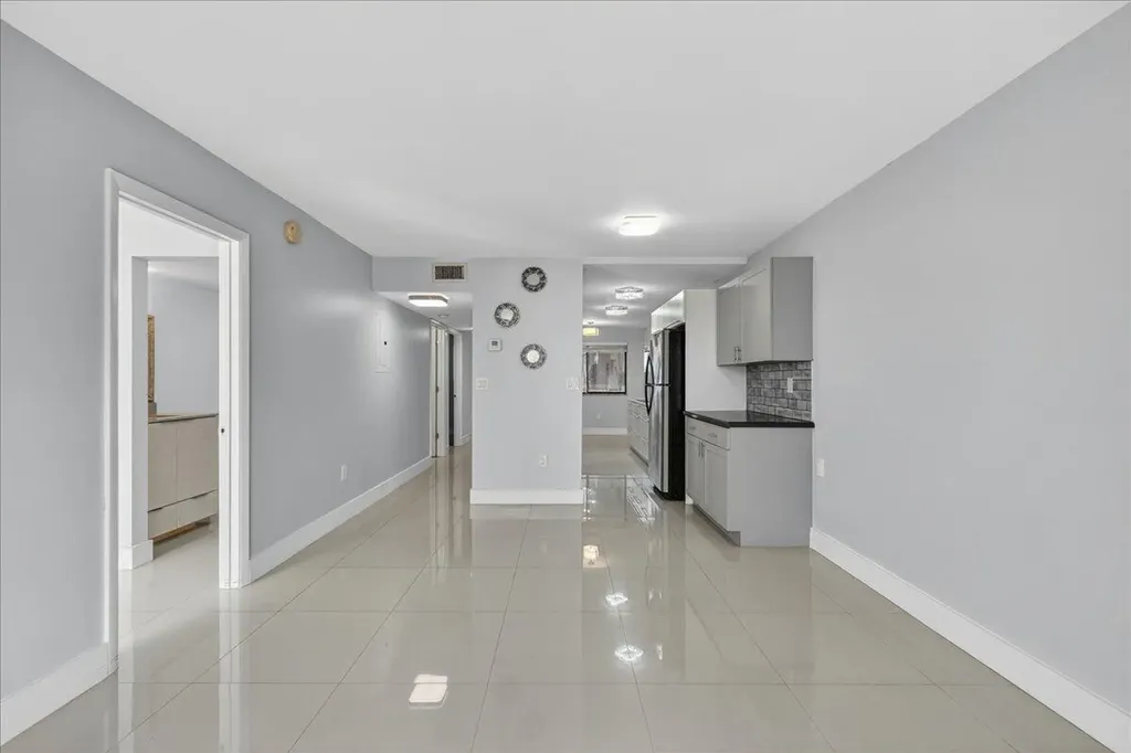 7451 NW 16th Street Plantation FL 33313