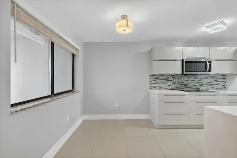 7451 NW 16th Street Plantation FL 33313