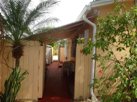 31 SE 13th Street Dania Beach FL 33004