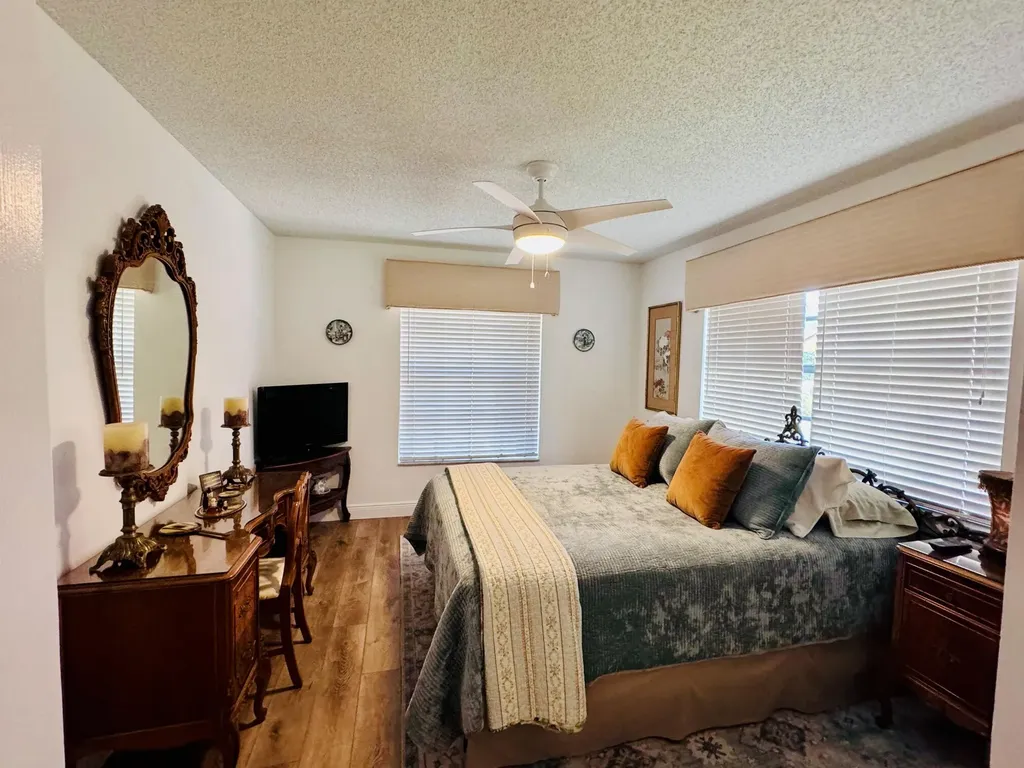 5157 Magellan Way E Delray Beach FL 33484