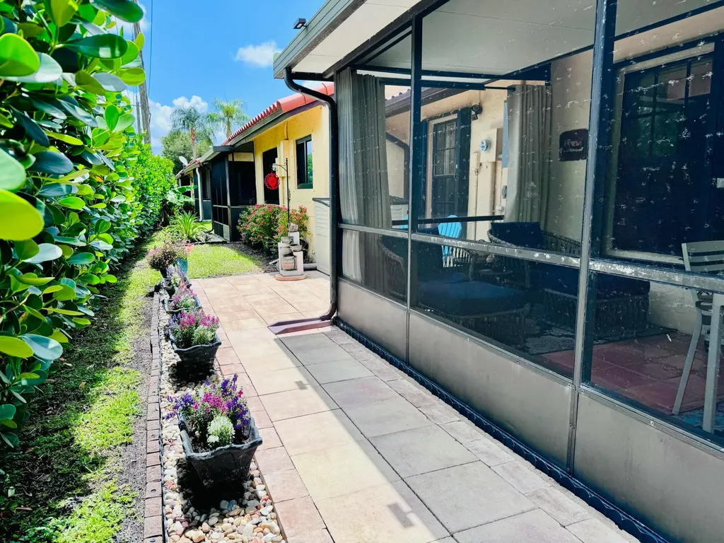 5157 Magellan Way E Delray Beach FL 33484