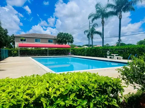 5157 Magellan Way E Delray Beach FL 33484