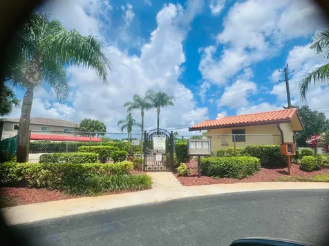 5157 Magellan Way E Delray Beach FL 33484