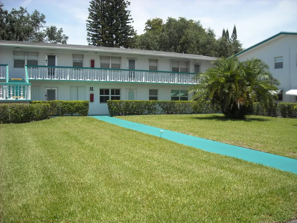 259 Sussex M West Palm Beach FL 33417