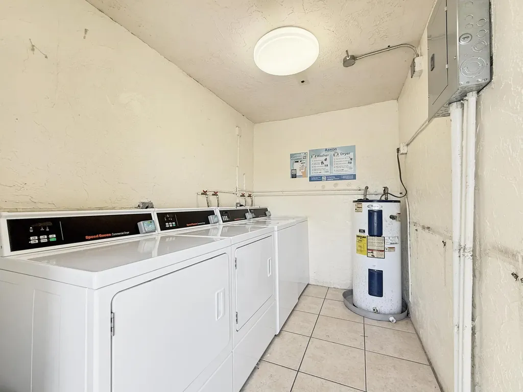 1428 SE 4th Avenue Deerfield Beach FL 33441