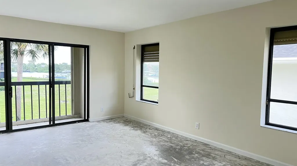 10507 SE Terrapin Place Tequesta FL 33469