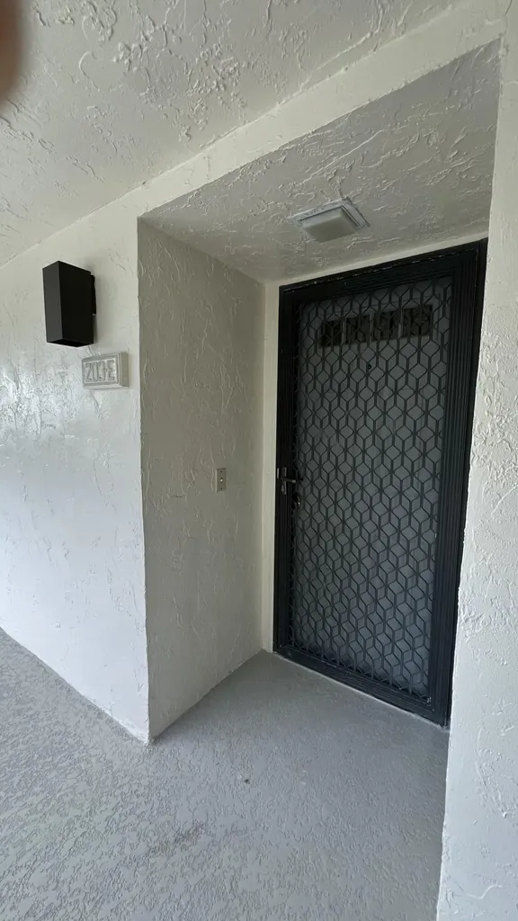 10507 SE Terrapin Place Tequesta FL 33469
