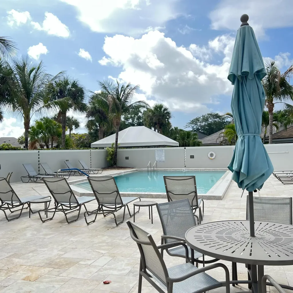 10507 SE Terrapin Place Tequesta FL 33469