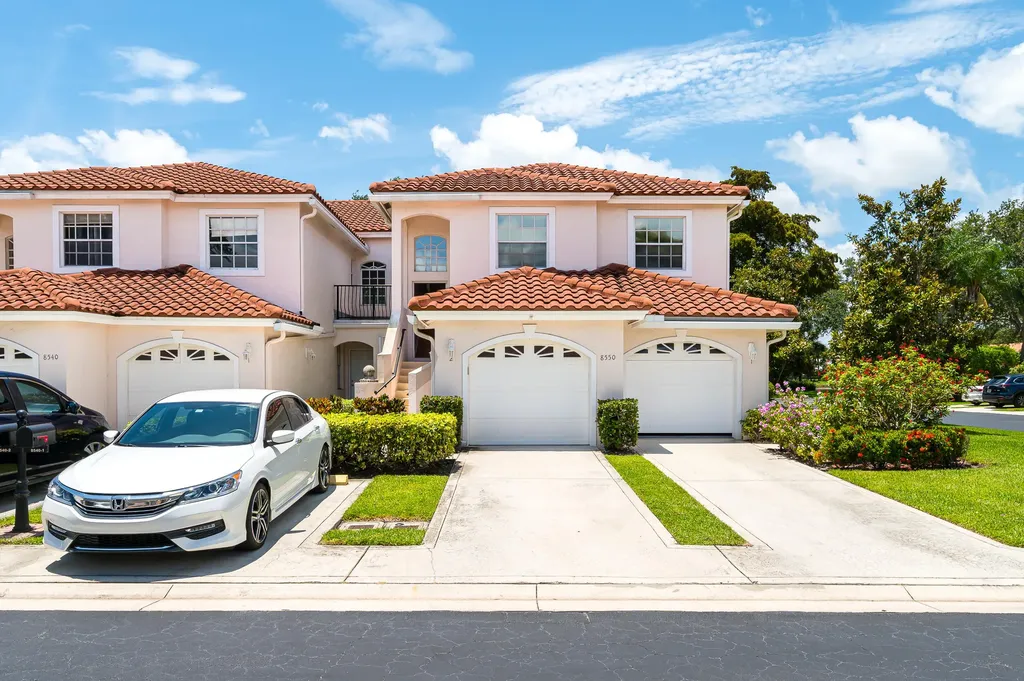 8550 Via Romana Boca Raton FL 33496