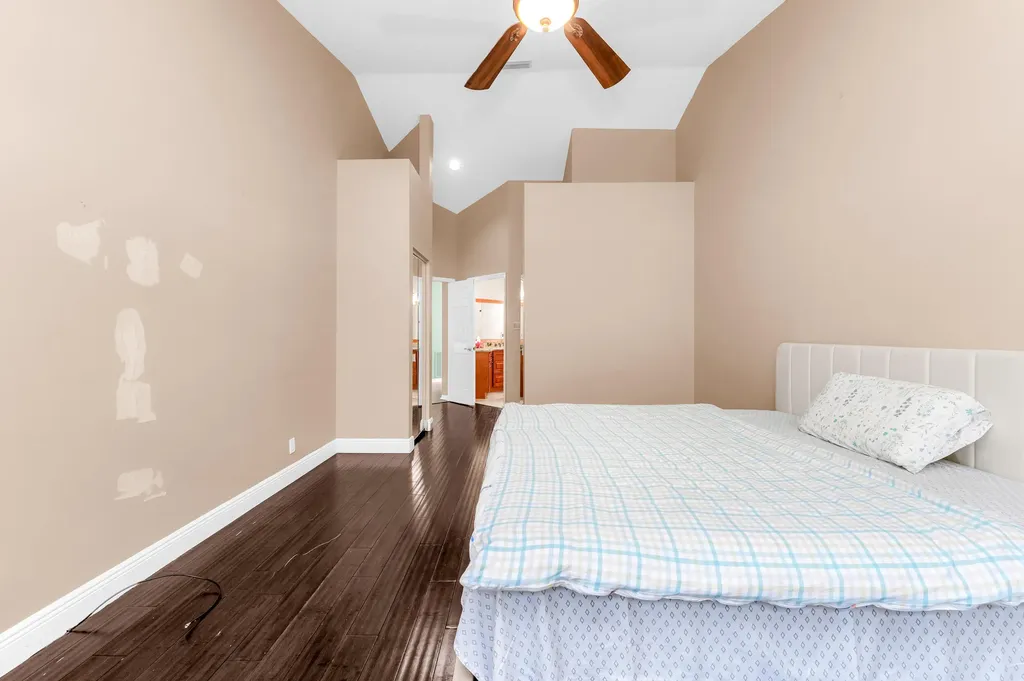8550 Via Romana Boca Raton FL 33496