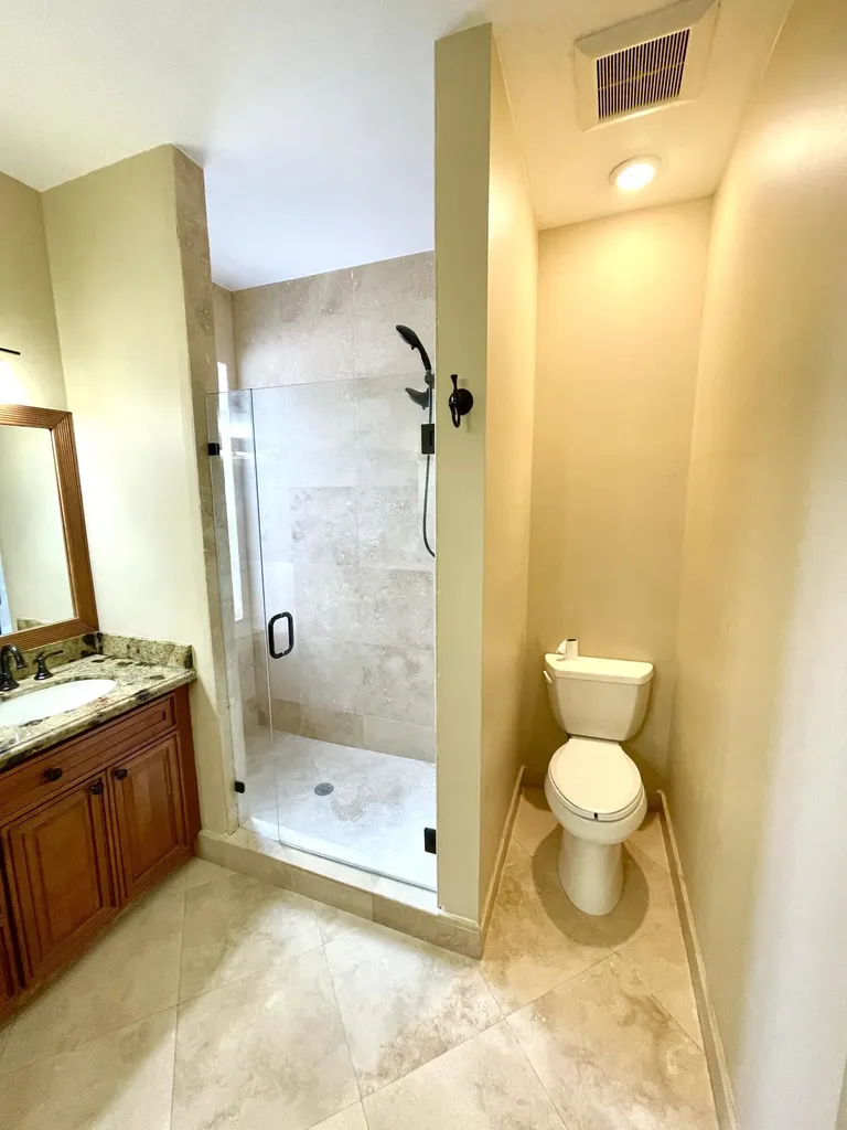 8550 Vía Romana Boca Raton FL 33496