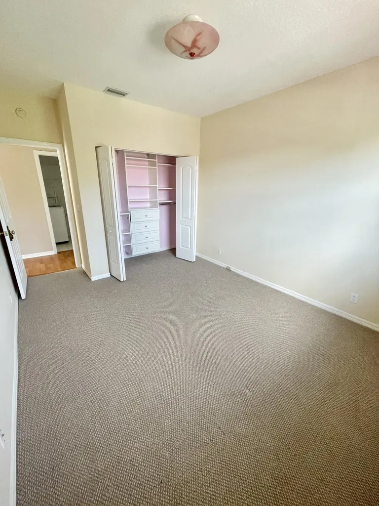 8550 Vía Romana Boca Raton FL 33496