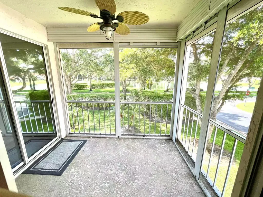 8550 Vía Romana Boca Raton FL 33496