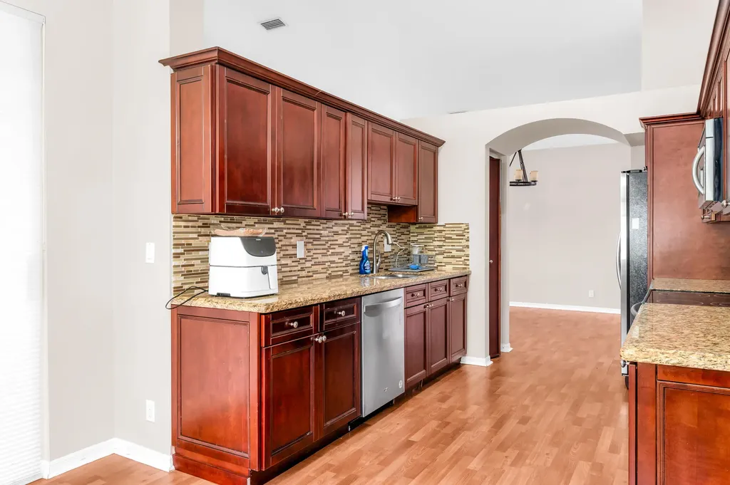8550 Via Romana Boca Raton FL 33496