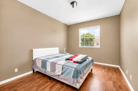 8550 Via Romana Boca Raton FL 33496