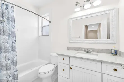 8550 Via Romana Boca Raton FL 33496