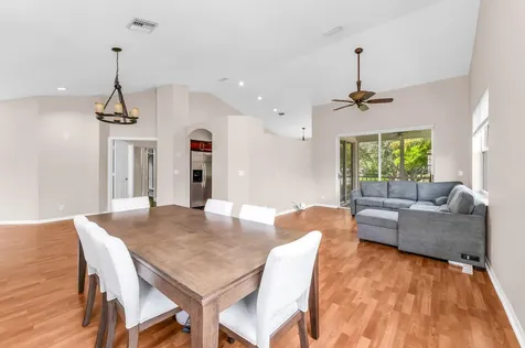 8550 Via Romana Boca Raton FL 33496