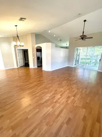8550 Vía Romana Boca Raton FL 33496