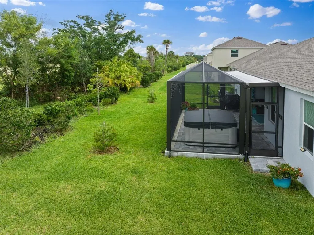 31 52nd Square Vero Beach FL 32968