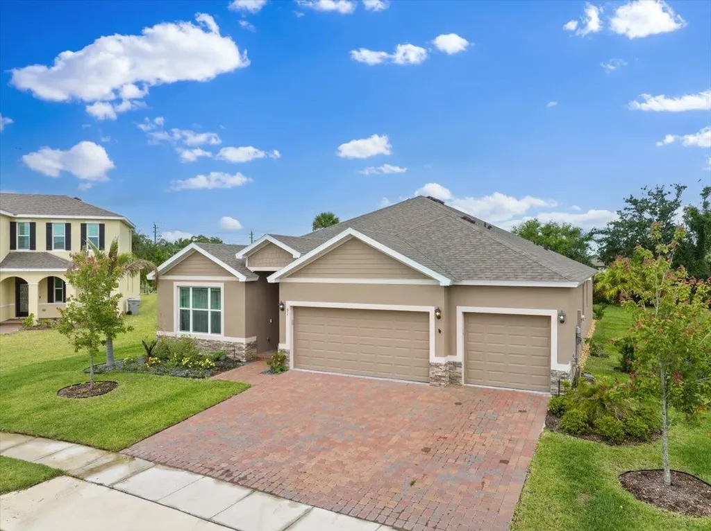 31 52nd Square Vero Beach FL 32968