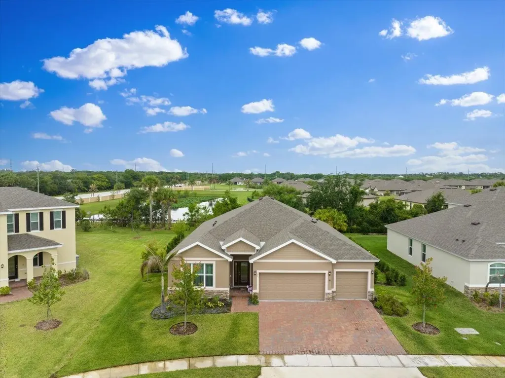 31 52nd Square Vero Beach FL 32968