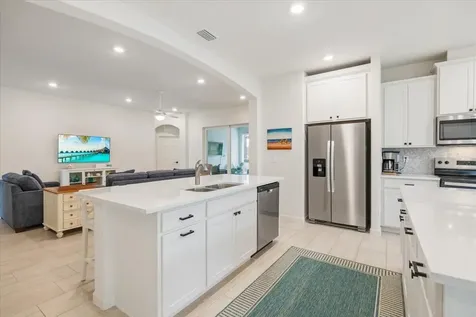 31 52nd Square Vero Beach FL 32968