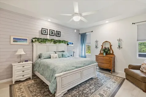 31 52nd Square Vero Beach FL 32968