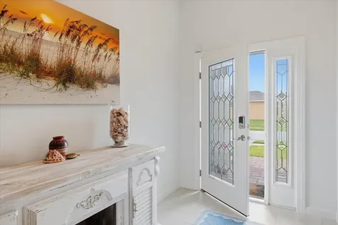 31 52nd Square Vero Beach FL 32968