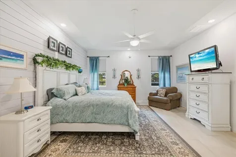 31 52nd Square Vero Beach FL 32968