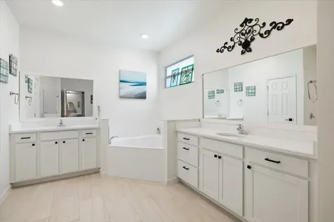 31 52nd Square Vero Beach FL 32968