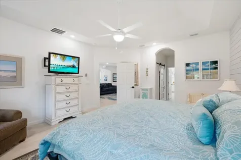 31 52nd Square Vero Beach FL 32968