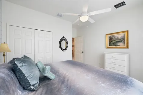 31 52nd Square Vero Beach FL 32968