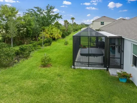 31 52nd Square Vero Beach FL 32968