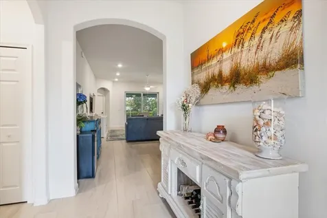 31 52nd Square Vero Beach FL 32968