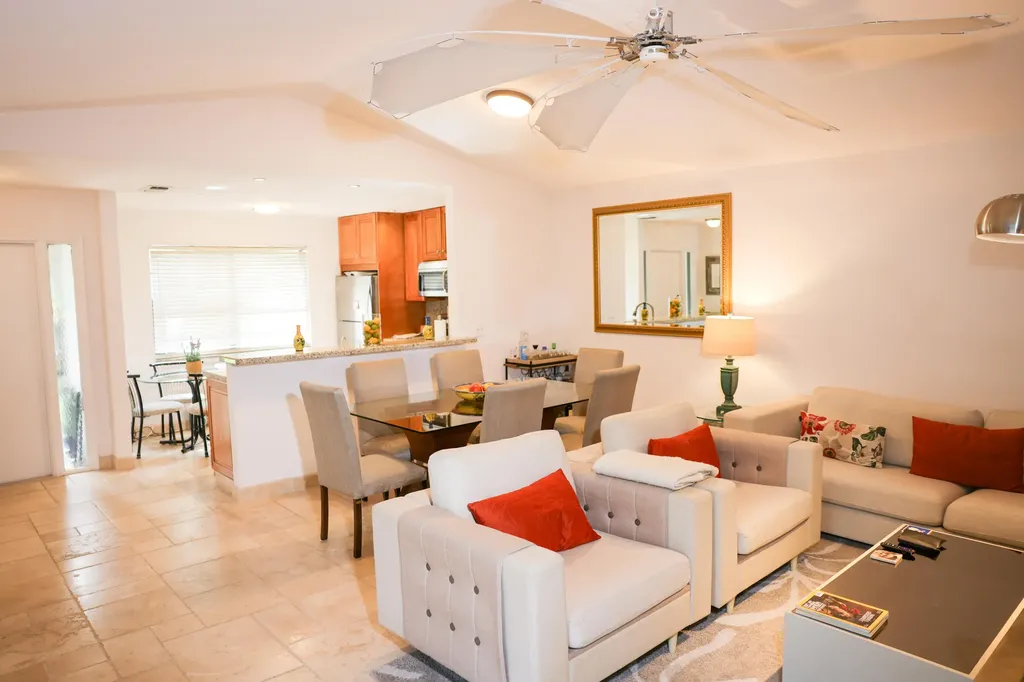 8951 SW 19th Street Boca Raton FL 33433