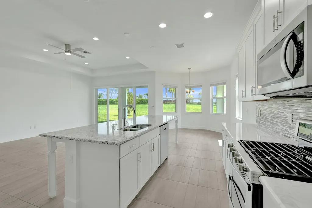 5194 Macoon Way Westlake FL 33470