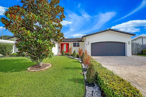 920 SE 17th Street Deerfield Beach FL 33441