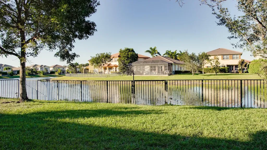 9911 S Miralago Way Parkland FL 33076