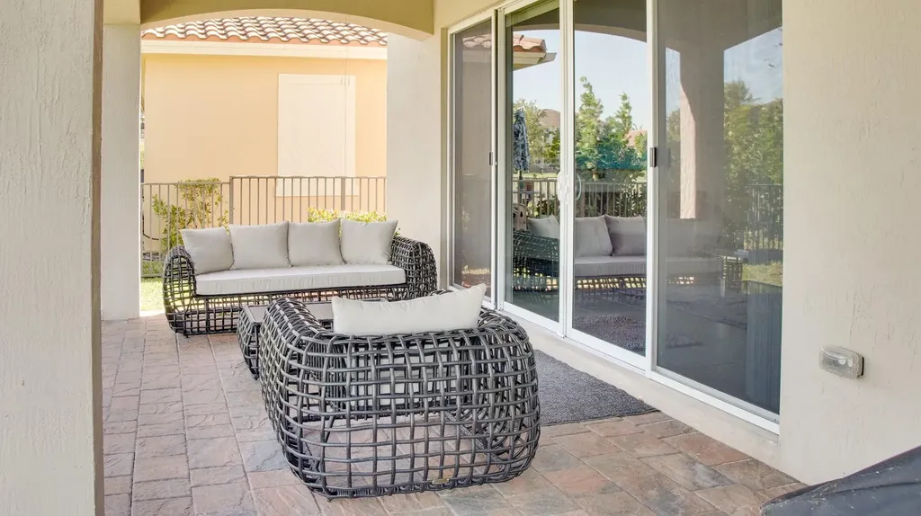 9911 S Miralago Way Parkland FL 33076