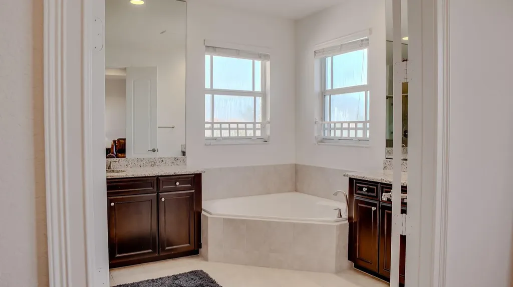 9911 S Miralago Way Parkland FL 33076