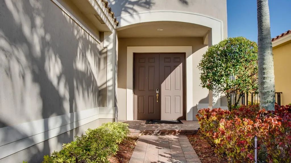 9911 S Miralago Way Parkland FL 33076